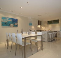 Hamilton Island Private Apartment - Poinciana - Tourism Caloundra
