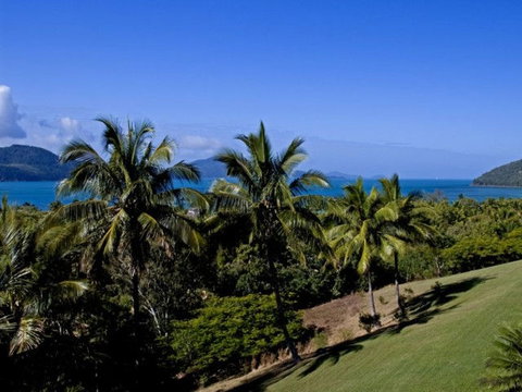 Hamilton Island Private Apartment - Poinciana - Tourism Caloundra 4