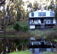 Hidden Grove Retreat - Tourism Caloundra