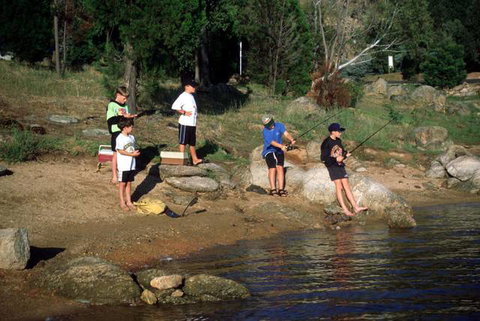 Inland Waters Holiday Parks - Tourism Caloundra 1