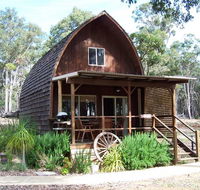 Jarrah Glen Cabins - Tourism Caloundra