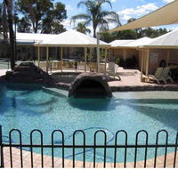 Jolly Swagman Motor Inn - Tourism Caloundra