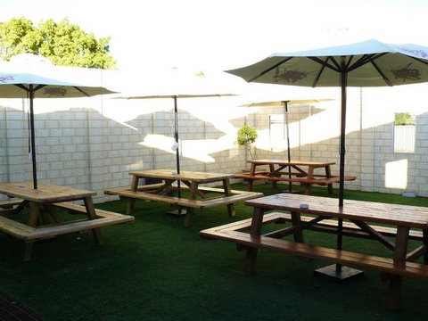 Jurien Bay Hotel Motel - Tourism Caloundra 1