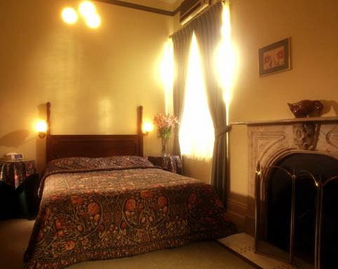 Magnolia Court Boutique Hotel - Tourism Caloundra 2