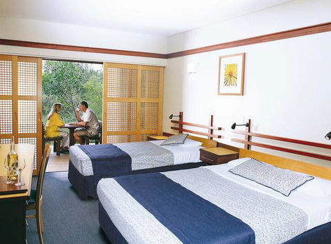 Mercure Kingfisher Bay Resort - Tourism Caloundra 3