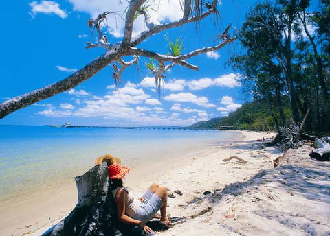 Mercure Kingfisher Bay Resort - Tourism Caloundra 8