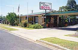 Miles Outback Motel - Tourism Caloundra 1