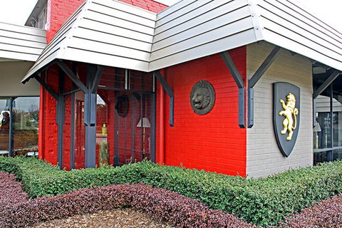 New England Motor Lodge - Tourism Caloundra 0