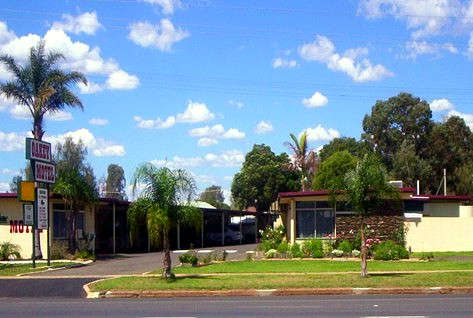 Oakey Motel - Tourism Caloundra 0