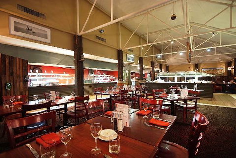 Outback Pioneer Hotel - Tourism Caloundra 7