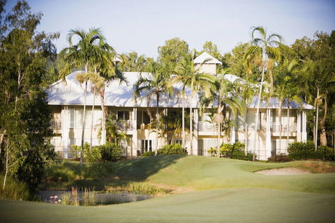 Paradise Links Resort - Tourism Caloundra 0