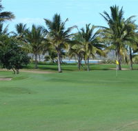 Queens Beach Tourist Village - Tourism Caloundra