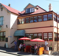 Jamison Guesthouse and The Rooster Restaurant - Tourism Caloundra