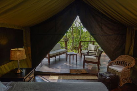 Arnhemland Barramundi Nature Lodge - Tourism Caloundra 10