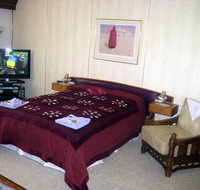 Sages' Haus BB - Tourism Caloundra