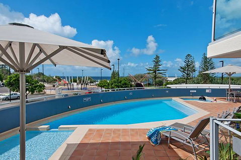 Shearwater Resort - Tourism Caloundra 0