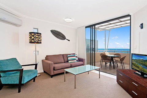 Shearwater Resort - Tourism Caloundra 2