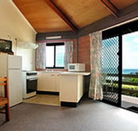 Shelly Beach Cabins - Tourism Caloundra
