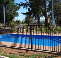 Silver Oaks Motel - Tourism Caloundra