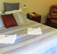 Sisleys Motel - Tourism Caloundra