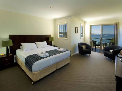Solitary Islands Lodge - Tourism Caloundra 2