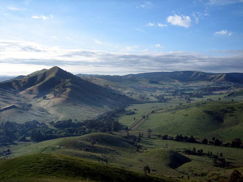 Strath Valley View B And B - Tourism Caloundra 4