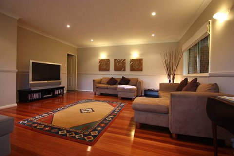 The Acreage B & B - Tourism Caloundra 1