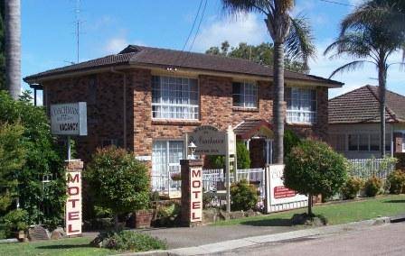 The Coachman Motor Inn - Tourism Caloundra 0