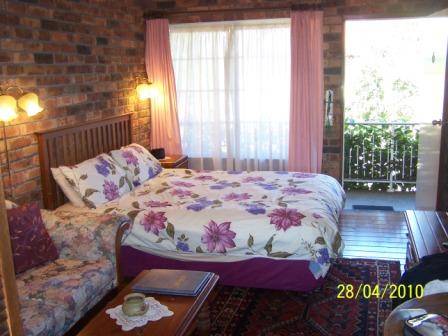 The Coachman Motor Inn - Tourism Caloundra 3