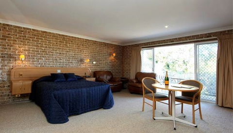 Hermitage Campbelltown - Tourism Caloundra 0