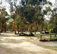 Toodyay Holiday Park  Chalets - Tourism Caloundra