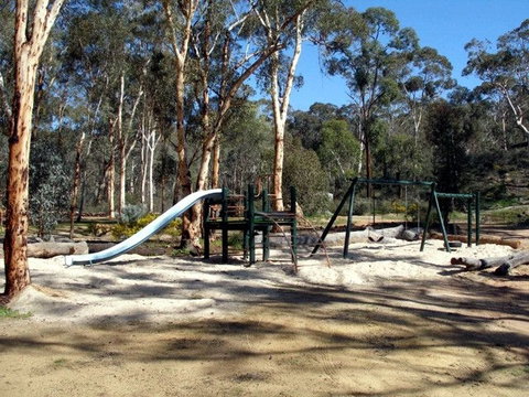 Toodyay Holiday Park & Chalets - Tourism Caloundra 1