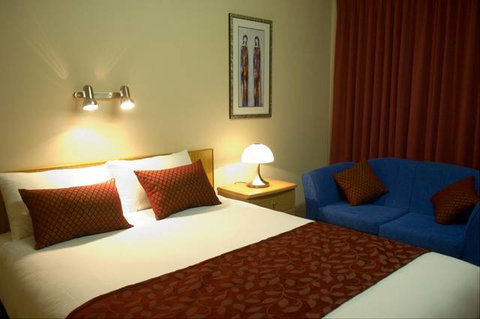 Tower Motor Inn - Tourism Caloundra 0