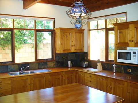 TRC House - Tourism Caloundra 2