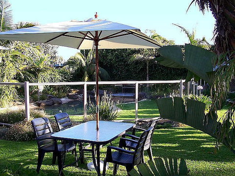 Tropicana Motor Inn - Tourism Caloundra 0