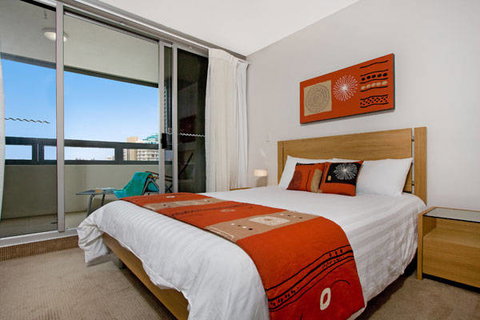 Tweed Ultima - Tourism Caloundra 0