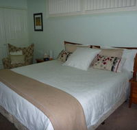 Wallabi Point Bed and Breakfast - Tourism Caloundra