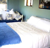 Walls Court Bed  Breakfast - Tourism Caloundra