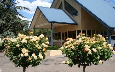 Willows Motel - Tourism Caloundra 0