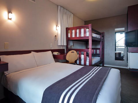 Y Hotel City South - Tourism Caloundra 1