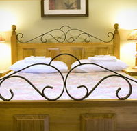 Balingup Rose Bed and Breakfast - Tourism Caloundra