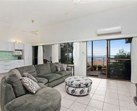 Beach View Holiday Villa - Tourism Caloundra 3
