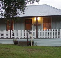 Tinonee Cottages - Tourism Caloundra