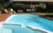 Bridge Motor Inn - Tourism Caloundra 0