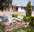 Colonial Motel and Apartments - Tourism Caloundra