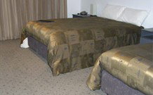 Coolamon Motel - Coolamon - Tourism Caloundra 0