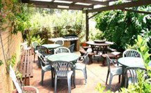 Lakefront Motel - Tourism Caloundra 2