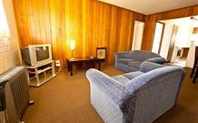 Snowy Mountains Motel - Adaminaby - Tourism Caloundra 0