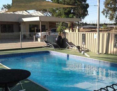 Mia Motel - Tourism Caloundra 3