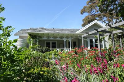 Holmwood Guest House - Tourism Caloundra 4